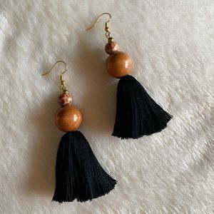 Wood beaded tassel earrings- black